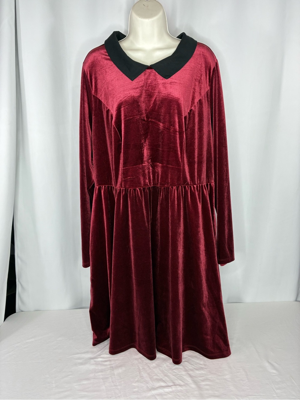 Hot Topic Burgundy Velvet Dress Goth Peter Pan Collar Long Sleeve Size 3 Plus